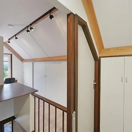 Mosselbank 22, Loopafstand Vp070 Ouddorp