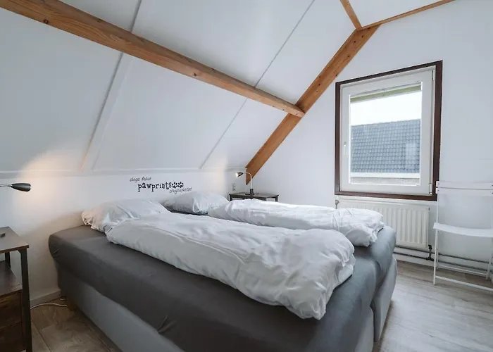 Mosselbank 22, Loopafstand Vp070 Ouddorp